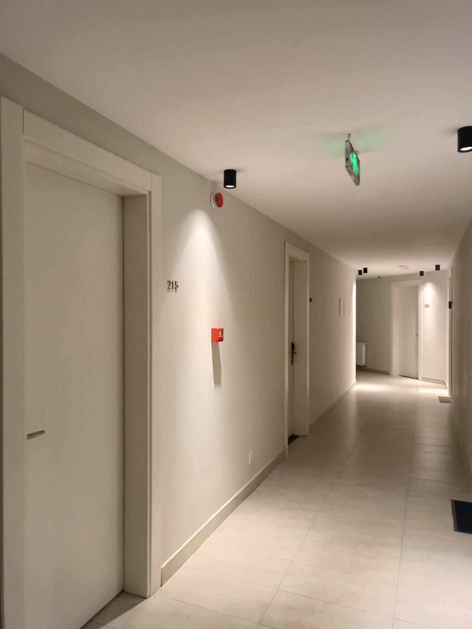 Новый Гудаури Loft 2アパートメント エクステリア 写真